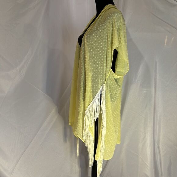VERSONA Kimono Yellow Fringe at the sides One Size - Picture 4 of 5